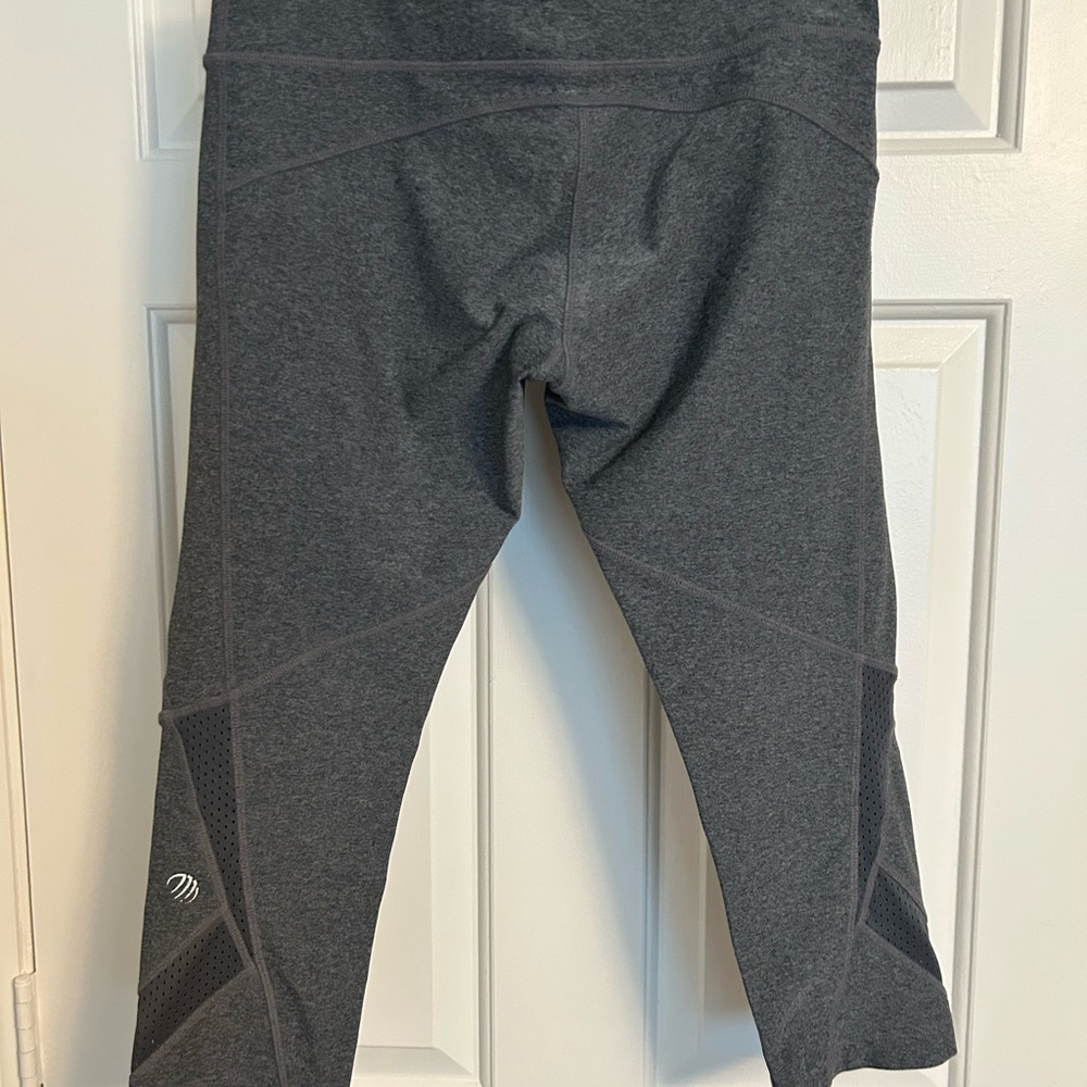 MPG workout leggings